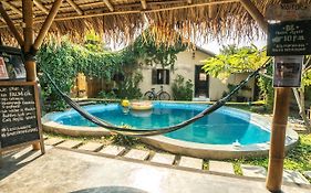 Losmanos Hostel